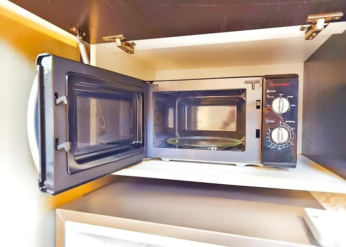 Club Ultima Loft Unit 100mbpswi-fi - 2012 Апартаменты Себу